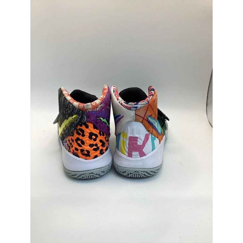 Size  1y- Nike Kybrid S2 Pineapple